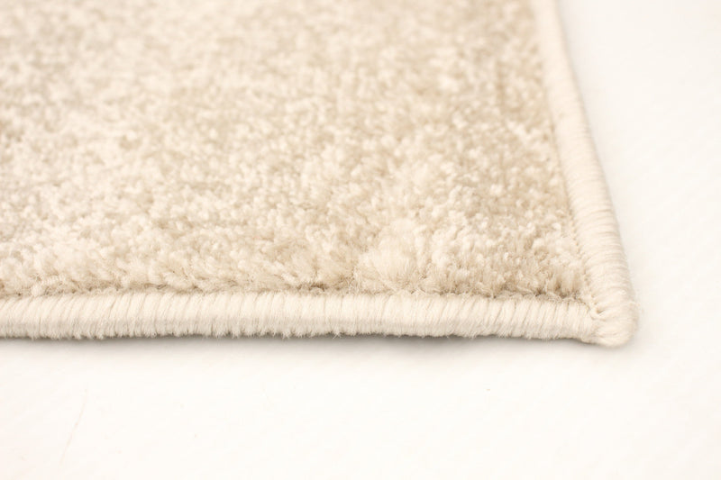 Carson Cream-Green Area Rug - 7'10\" x 10'2\"