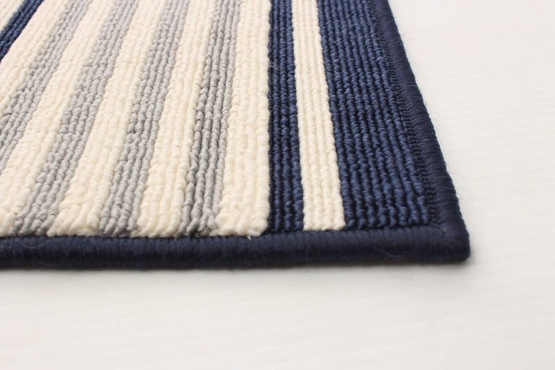 Talya Navy 4'7\" x 6'7\" Area Rug