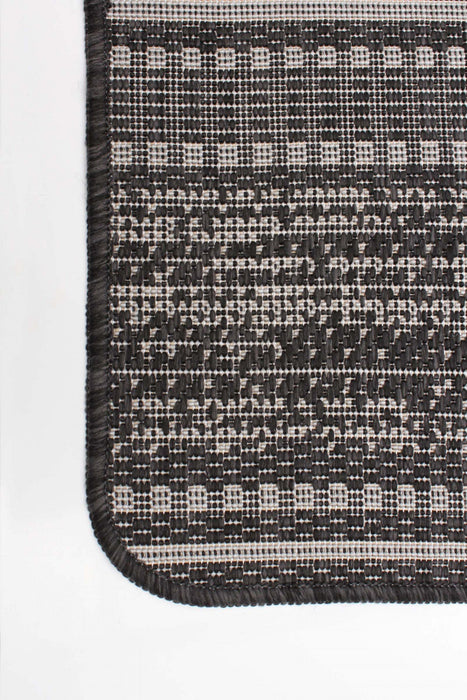 Wileen Black Area Rug - 2'2\" X 6'7\" 