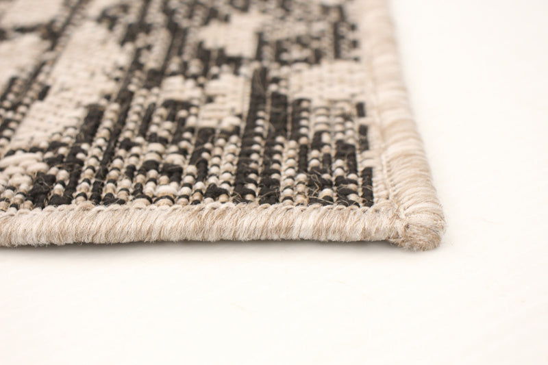 Sadie Safari Silver-Black Area Rug - 7'10\" x 10'2\"
