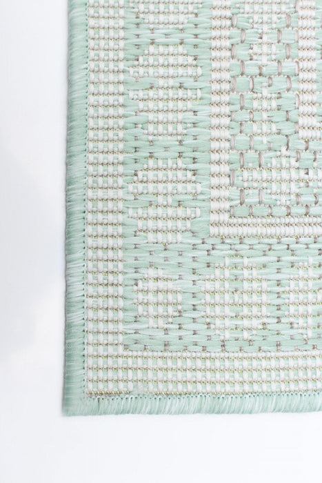Neisha Traditional Mint Rug 5'3\" X 7'3\" Area Rug