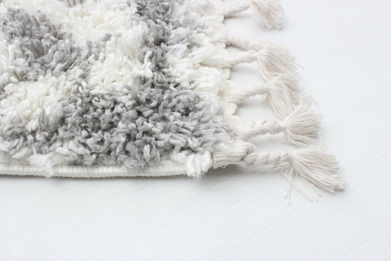 Helma Urban Cream, Light Grey Shag 6'7\" X 9'6\" Area Rug