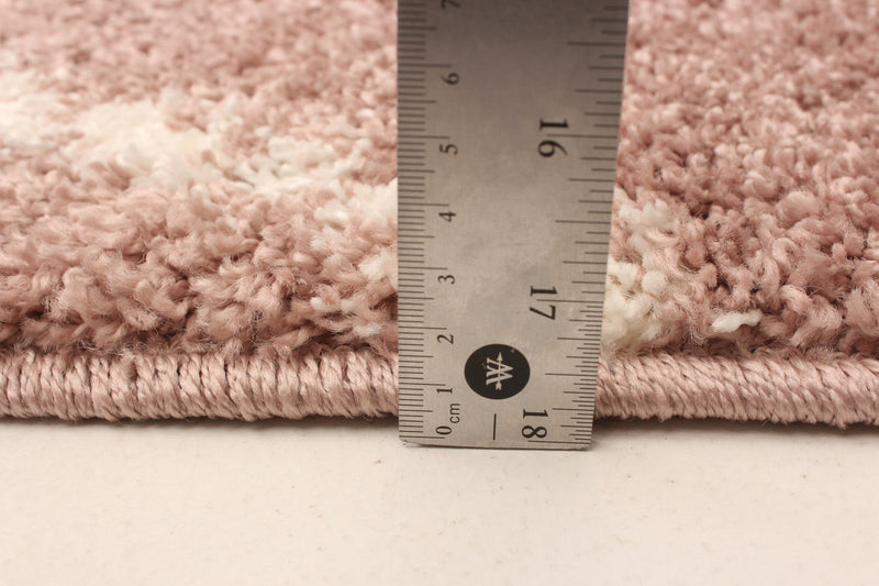 Serafina Pink Shag 7'10\" x 10'0\" Area Rug