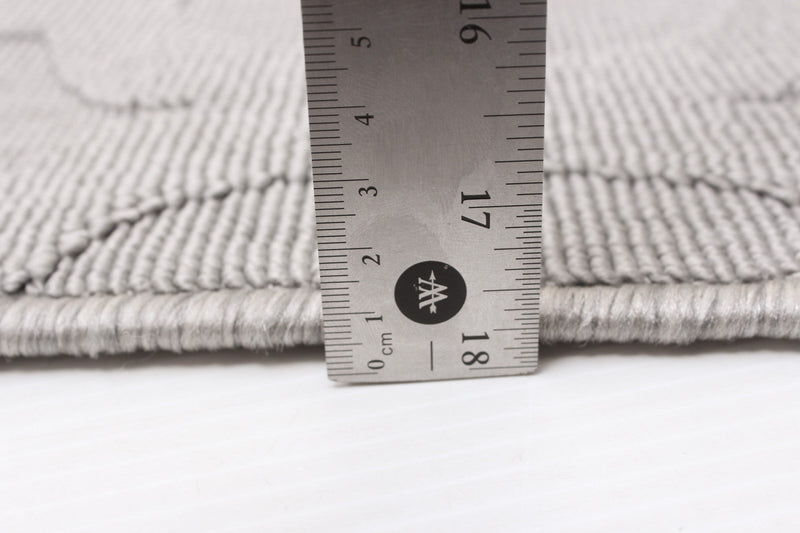  Sophie Grey Area Rug - 2'8\" x 4'11\"