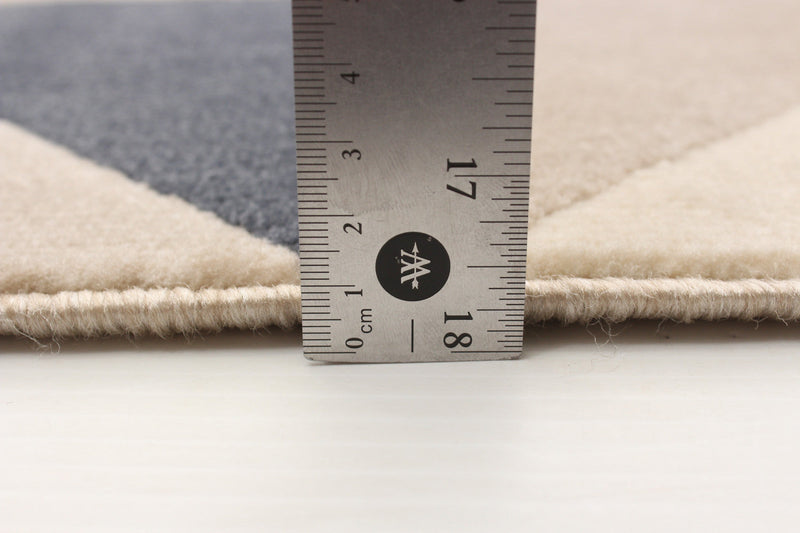 Nuria Blue 5'3\" x 7'7\" Area Rug