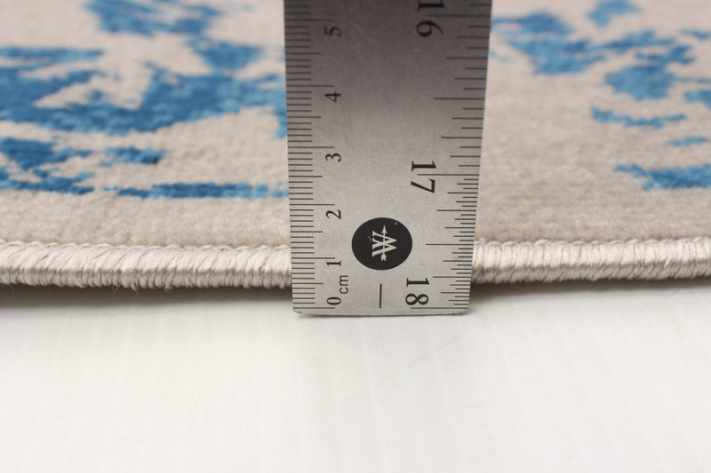 Corinne Blue 5'3\" x 7'7\" Area Rug