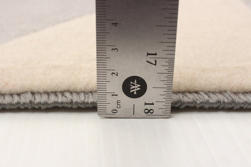 Nuria Grey 5'3\" x 7'7\" Area Rug
