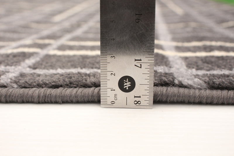 Taite Anthracite Area Rug - 7'10\" x 10'2\"