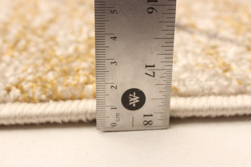 Grande Ivory/Gold 6'7\" X 9'6\" Area Rug