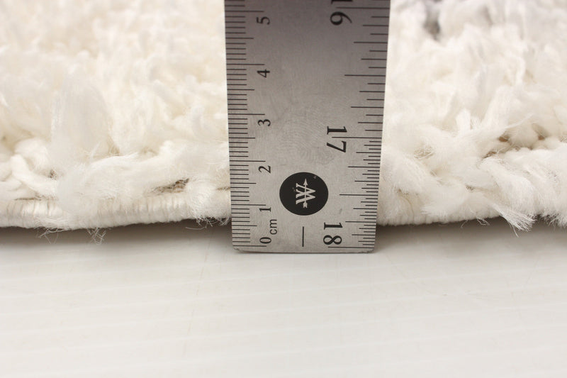 Helma Liv Cream Shag 3'11\" X 5'11\" Area Rug