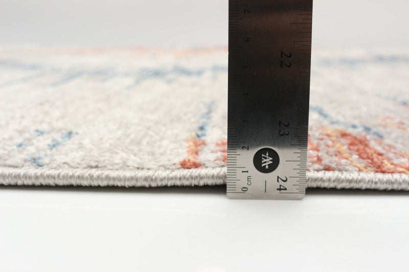 Vera Sun Ivory/Blue Area Rug - 5'2\" x 7'5\"
