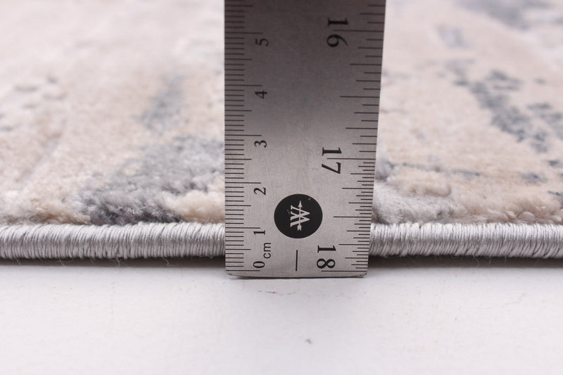 Hanifah Grey Rug 5'3\" X 7'3\" Area Rug