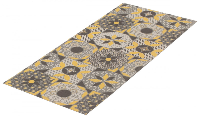 Bellezza Grey 2'2\" x 5'0\" Area Rug - S of 2