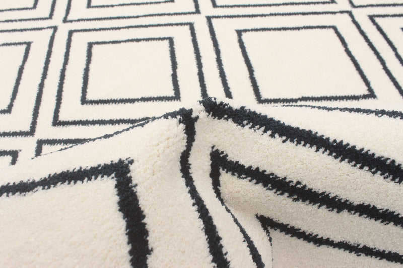 August Geod White-Navy 6'7\" x 9'6\" Area Rug