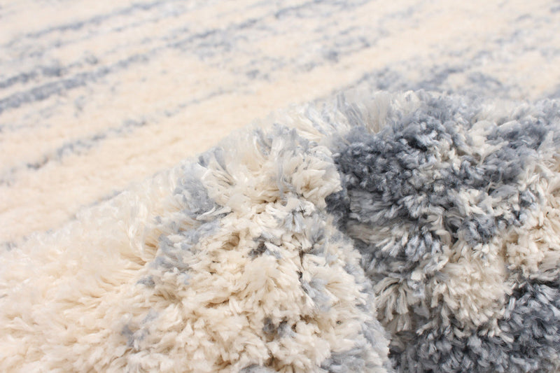 Kei Cream/Light Blue Area Rug - 5'3\" x 7'3\"