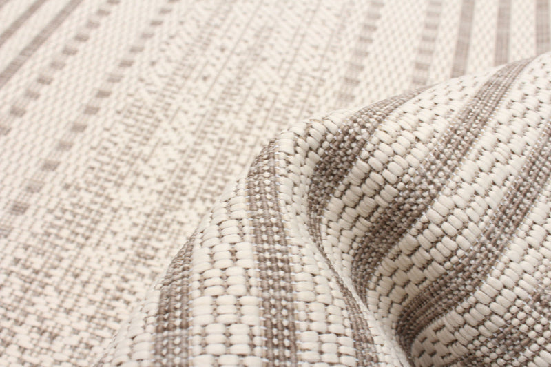Wileen Ivory Area Rug - 2'2\" X 6'7\" 