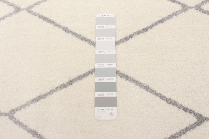 August White-Grey 6'7\" x 9'6\" Area Rug