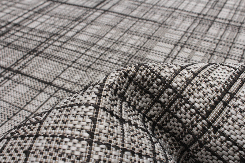 Panthea Grey Area Rug - 4'4\" X 6'5\" 