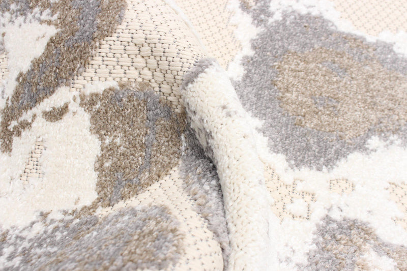 Angie Ivory Area Rug - 3'11\" X 5'7\" 