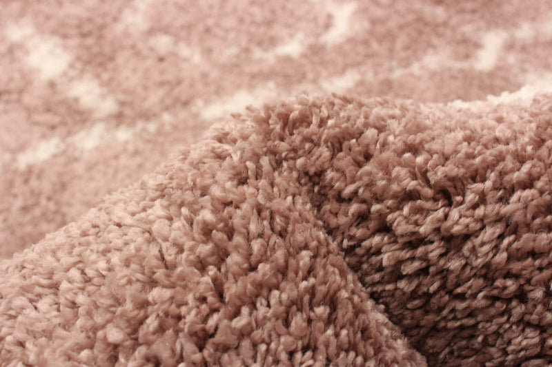 Serafina Pink Shag 7'10\" x 10'0\" Area Rug