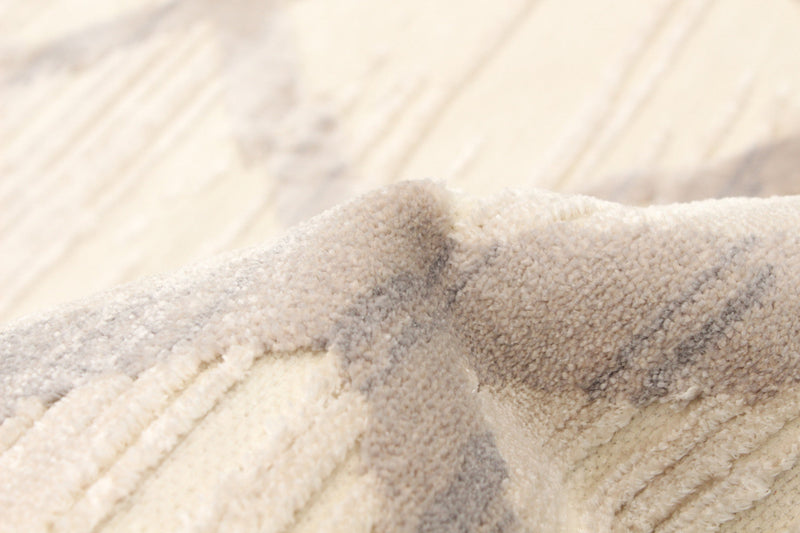 Kaden Ivory Area Rug - 6'3\" x 9'6\"