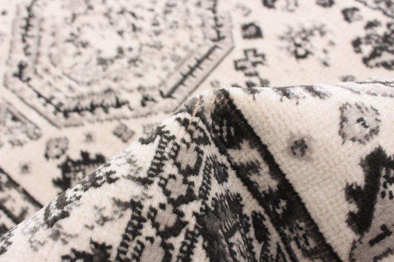 Jedda Grey 2'8\" x 4'11\" Area Rug