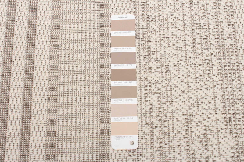 Wileen Ivory Area Rug - 4'4\" X 6'5\" 