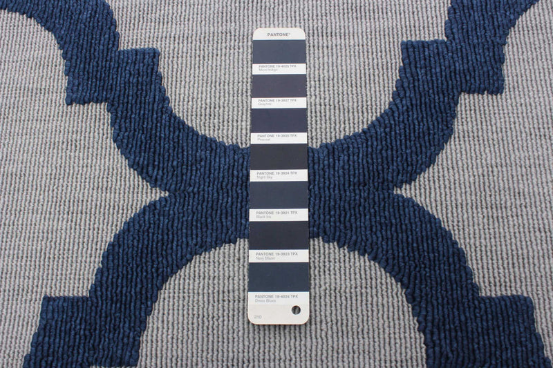 Sophie Grey-Navy Area Rug - 5'3\" x 7'7\"