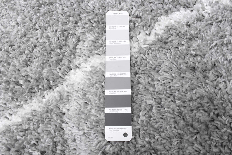 Helma Losange Light Grey Shag 3'11\" X 5'11\" Area Rug