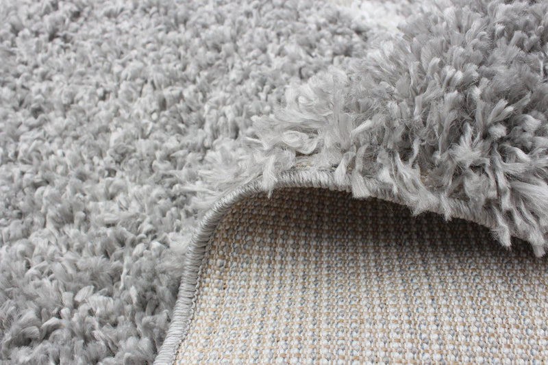 Helma Losange Light Grey Shag 3'11\" X 5'11\" Area Rug