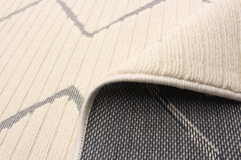 Kimi Ivory 2'8\" x 4'11\" Area Rug