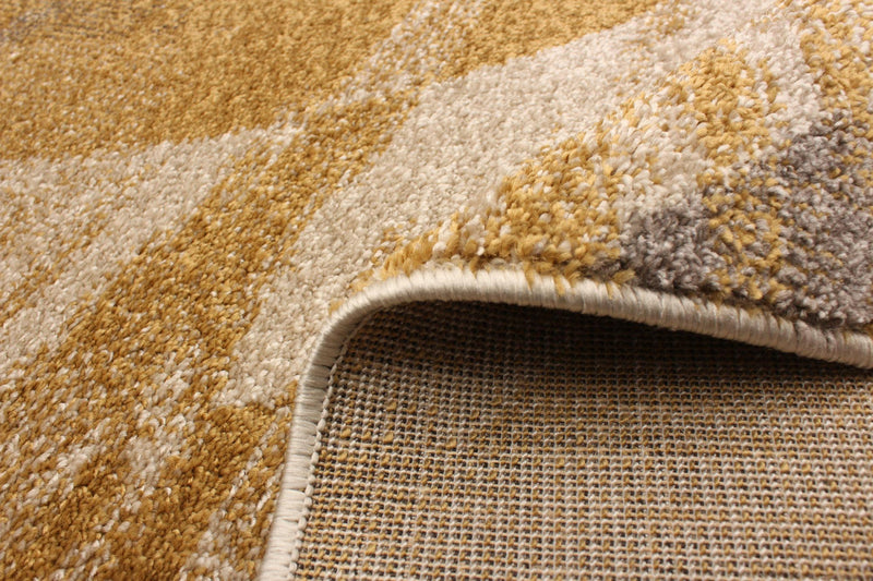 Korra Ivory / Gold 7'10\" x 10'2\" Area Rug