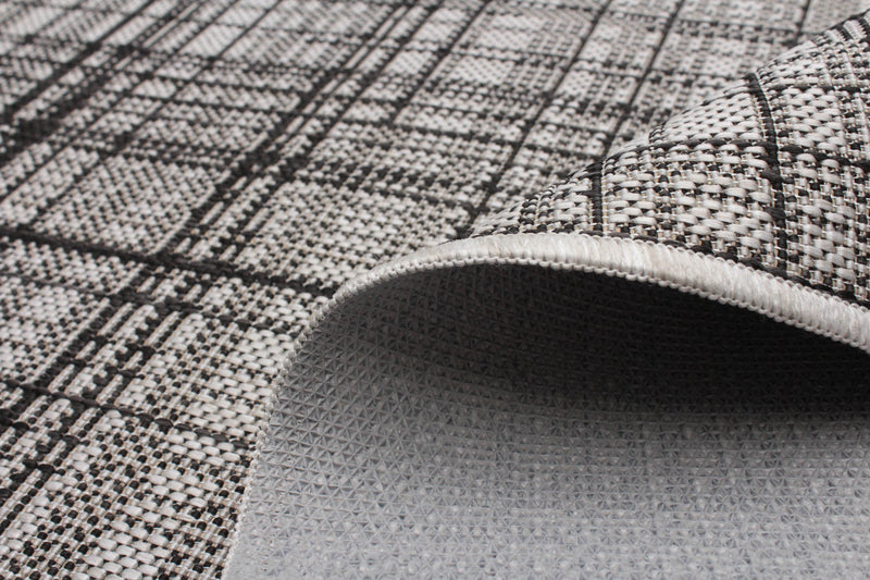 Panthea Grey Area Rug - 4'4\" X 6'5\" 