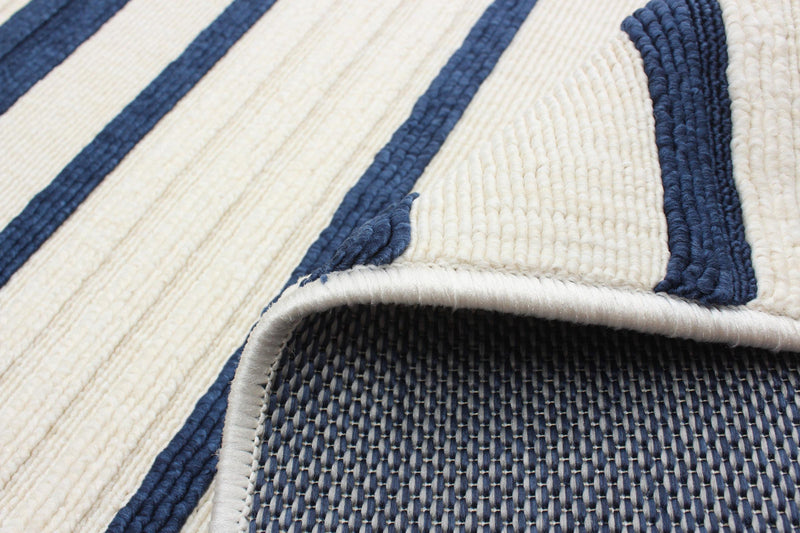 Talya Blue-Ivory 4'7\" x 6'7\" Area Rug