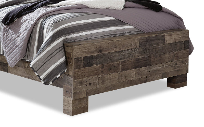 Derekson Full Bed