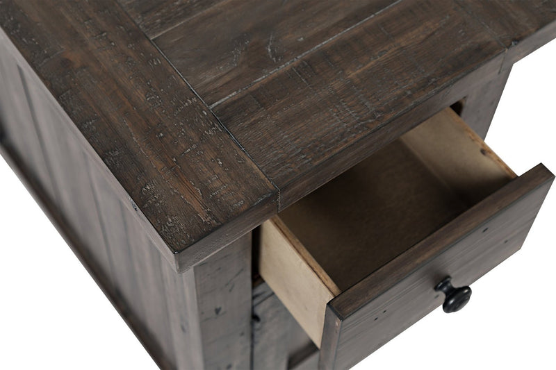Madison Chairside Table – Brown