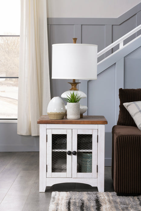 Benjy End Table 