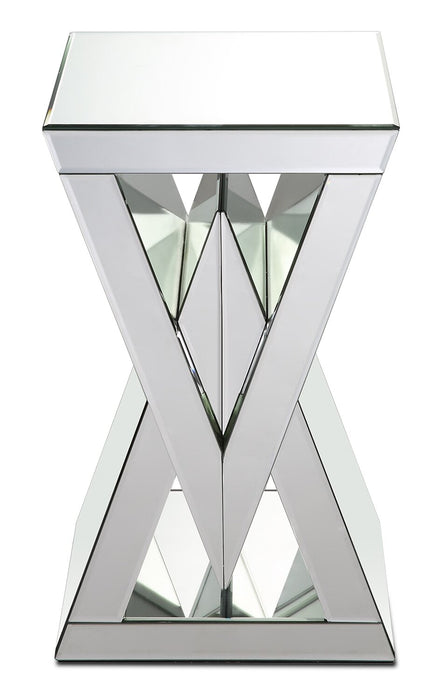 Lane Chairside Table 