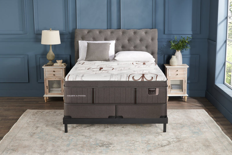Stearns & Foster Founders Collection Cardiff City Eurotop Low-Profile Split Queen Mattress Set