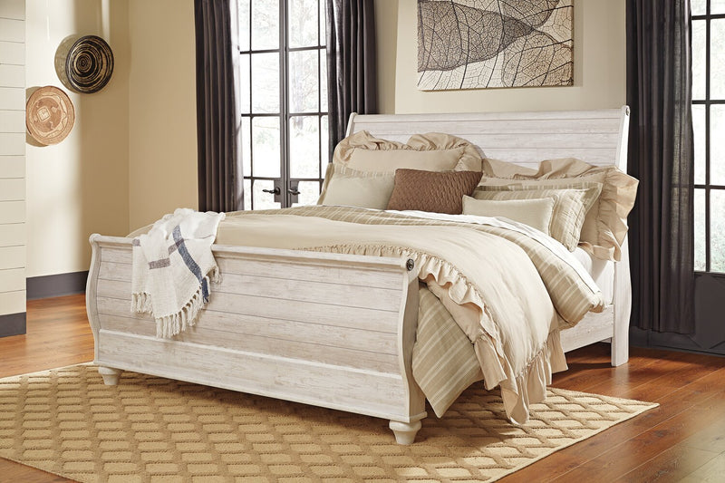 Willowton 5-Piece Sleigh King Bedroom Package