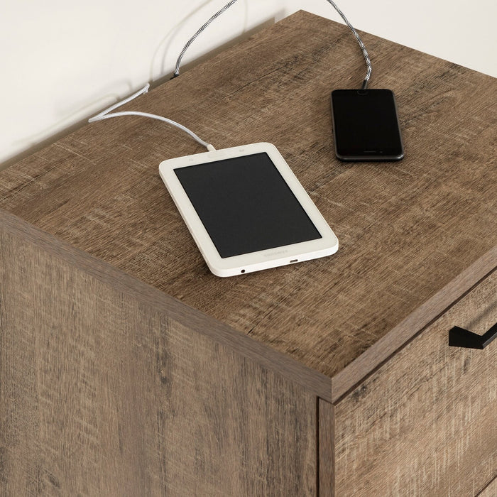 Everley Nightstand 