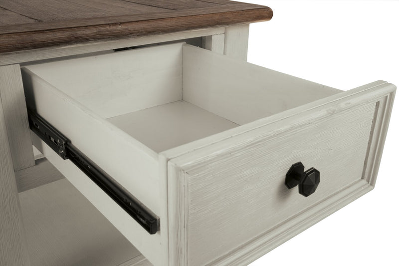 Colby End Table 
