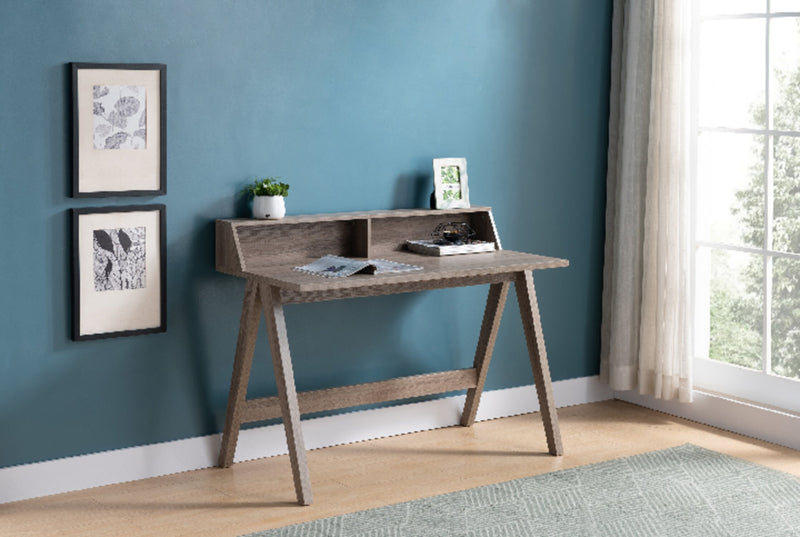 Igor Desk