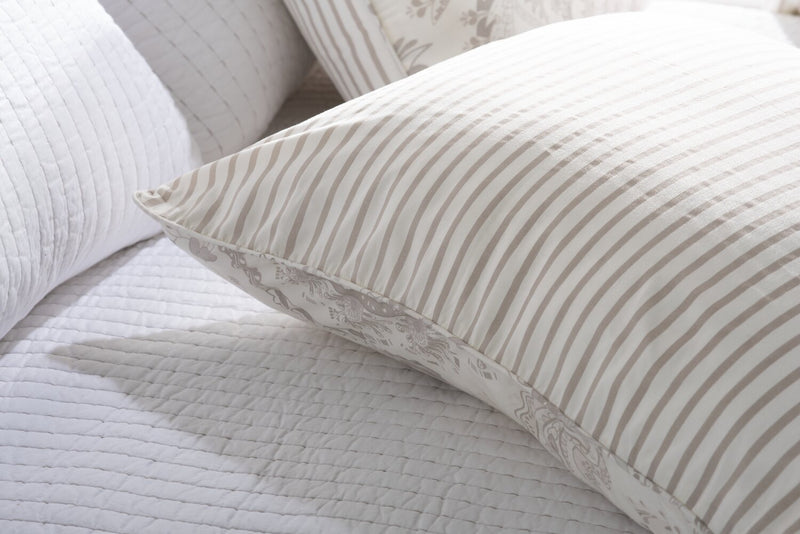 Indie Paisley 3-Piece Full/Queen Comforter Set