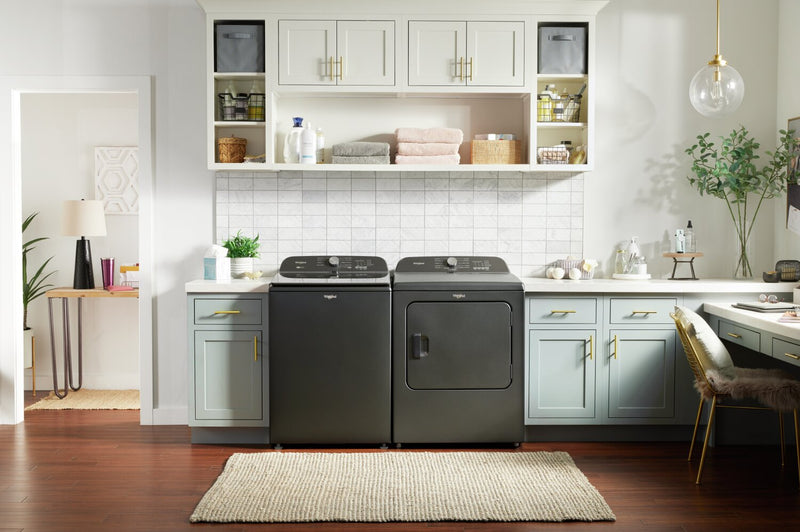 Whirlpool 6.1 Cu. Ft. Top-Load Washer with Removable Agitator and 7 Cu. Ft. Gas Dryer