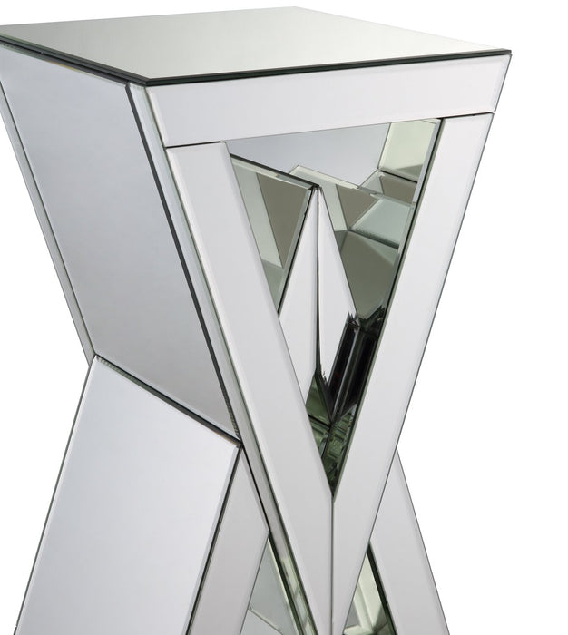 Lane Chairside Table 