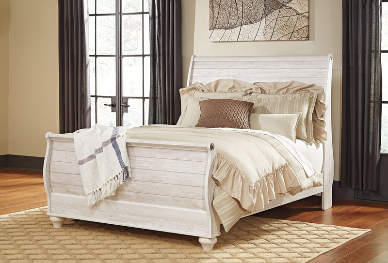 Willowton 6-Piece Sleigh Queen Bedroom Package