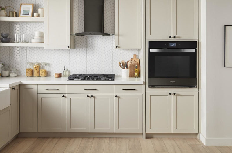 Whirlpool 5 Cu. Ft. Smart Single Wall Oven with Air Fry - WOES7030PV