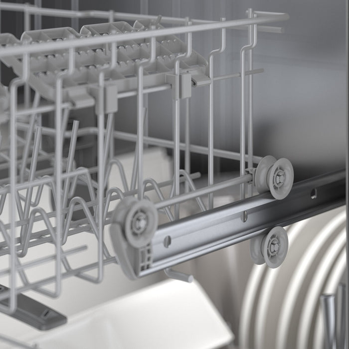 Bosch 100 Series Smart Dishwasher with ExtraDry - SHE3AEE5N