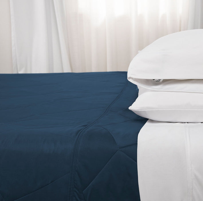 BEDGEAR Queen Cooling Blanket - Navy